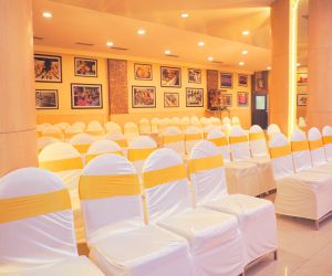 Aarna Swarna Banquet